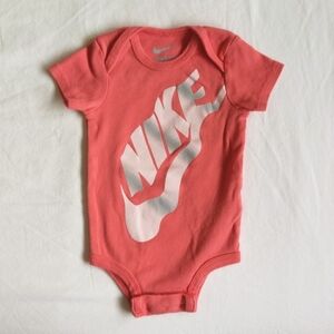 nike coral logo short sleeve bodysuit diaper shirt 6 months baby girl